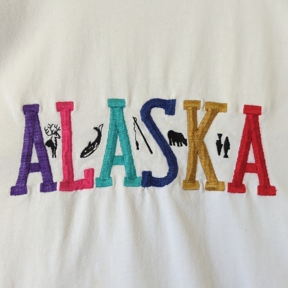 Hefty 90's Vintage Alaska Embroidered Short Sleeve Crewneck T-shirt White Large - Picture 3 of 10